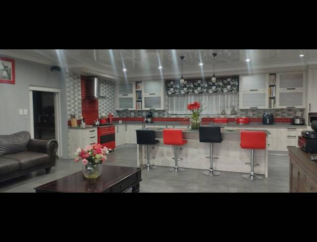 4 BEDROOM HOUSE FOR SALE IN SASOLBURG EXT 23